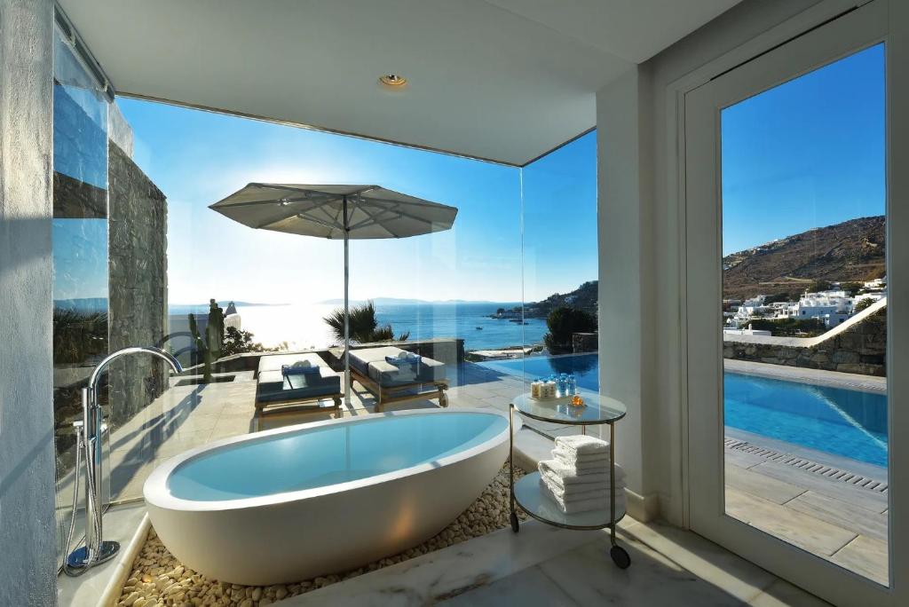 MYKONOS GRAND HOTEL AND RESORT 3