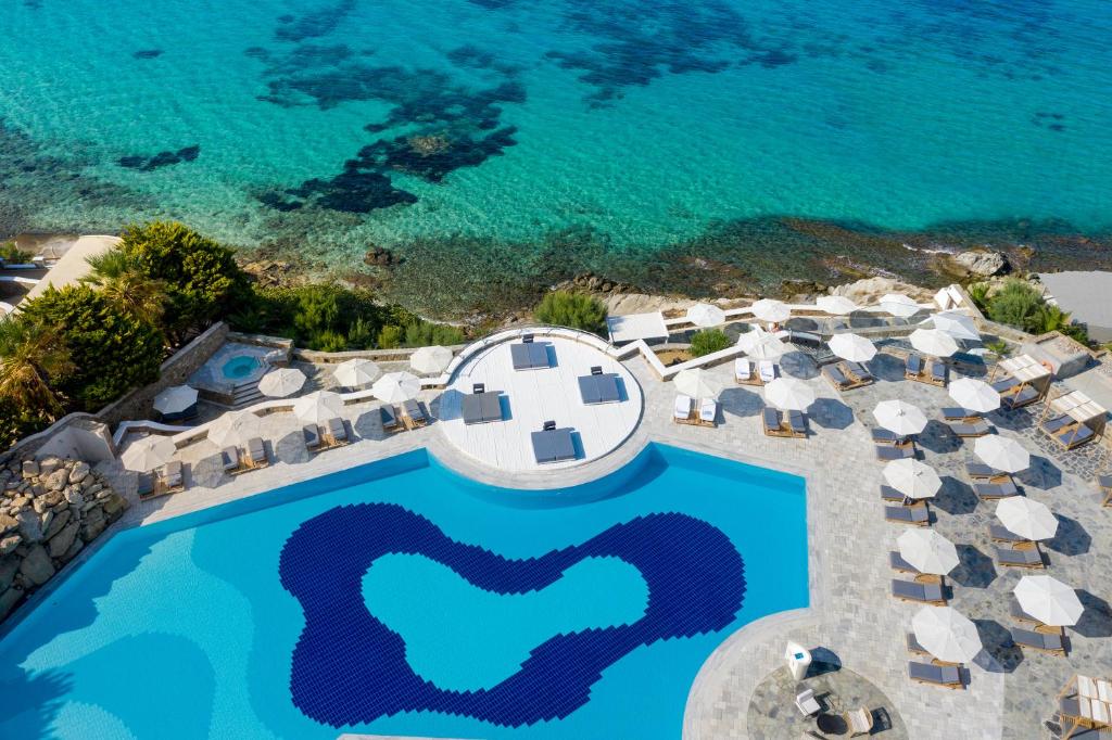 MYKONOS GRAND HOTEL AND RESORT 9