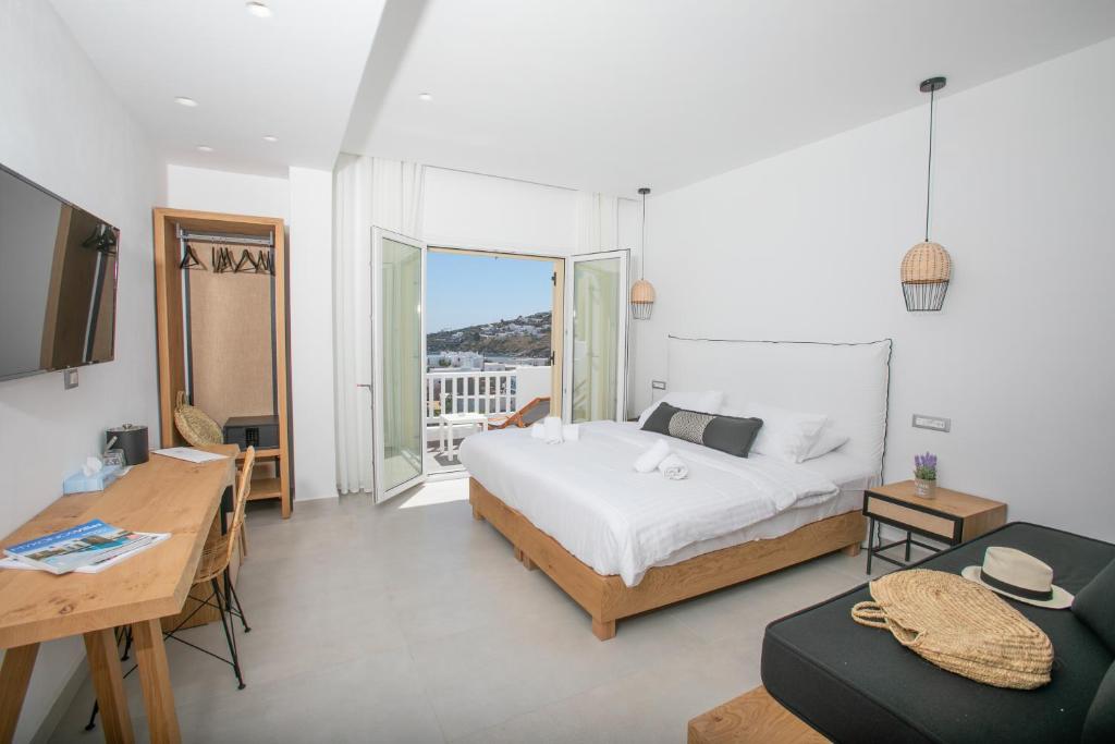 The George Hotel Mykonos 5