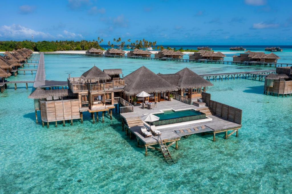 gili lankanfushi beach hotel maldives 4