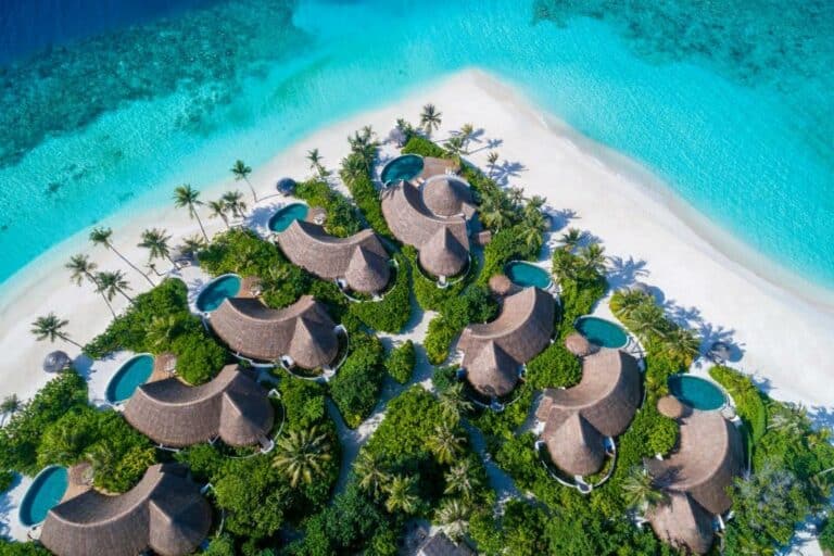 milahidhoo maldives 1 768x512