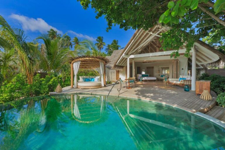 milahidhoo maldives 10 768x512