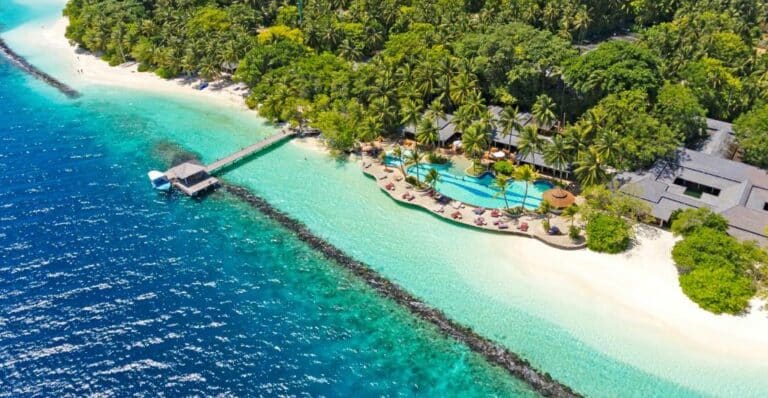 royal island resort baa atoll maldives 1 768x398