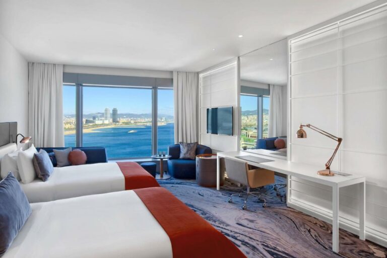 w barcelona beach luxury hotel.4 768x512