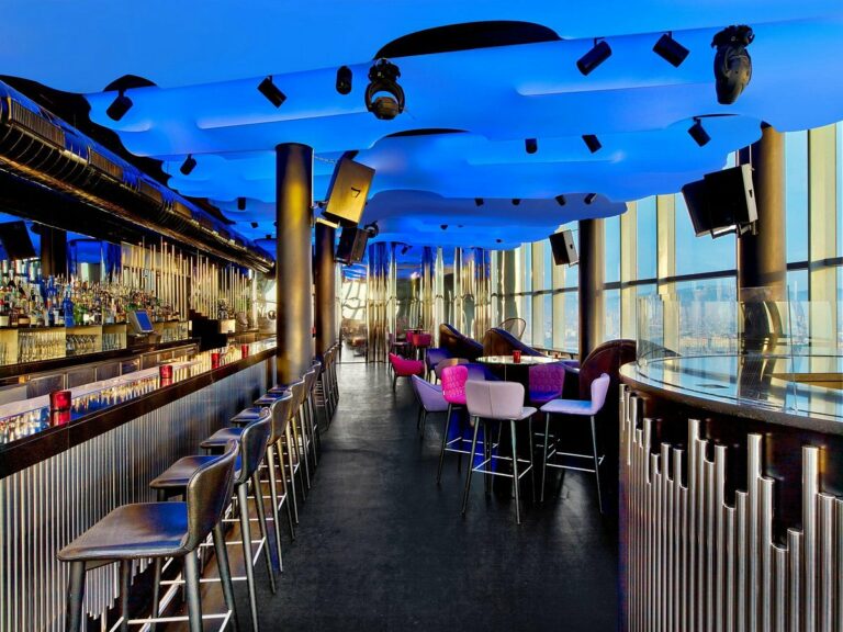 w barcelona beach luxury hotel.8 768x576